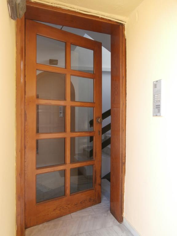 Fouli Studios & Apartments Rethymno  Bagian luar foto